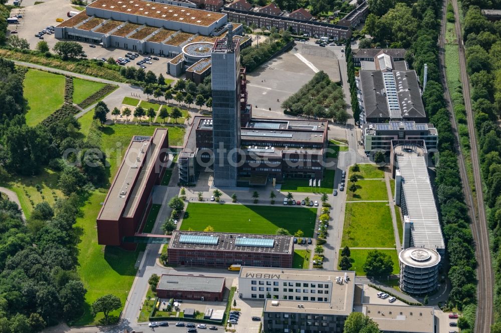 Aerial photograph Gelsenkirchen - Development tower on the Nordsternturm office building of the administration and commercial building of Vivawest Wohnen GmbH at Bugapark in the Horst district of Gelsenkirchen in the Ruhr area in the state of North Rhine-Westphalia