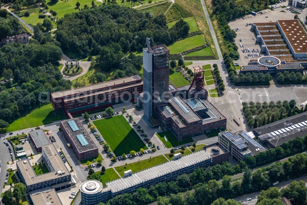 Gelsenkirchen from the bird's eye view: Development tower on the Nordsternturm office building of the administration and commercial building of Vivawest Wohnen GmbH at Bugapark in the Horst district of Gelsenkirchen in the Ruhr area in the state of North Rhine-Westphalia