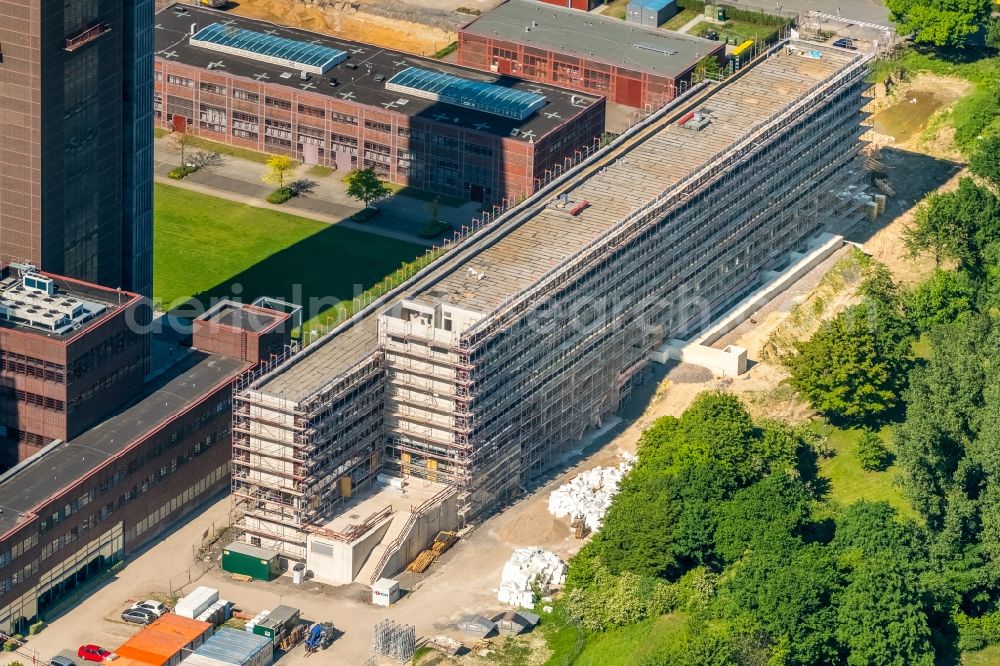 Aerial photograph Gelsenkirchen - Observation tower on the Office building of the administrative and business center of Vivawest Wohnen GmbH, headquartered in Nordsternpark on the former Nordstern colliery in Gelsenkirchen at Ruhrgebiet in North Rhine-Westphalia