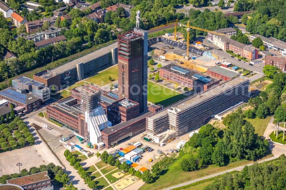 Gelsenkirchen from the bird's eye view: Observation tower on the Office building of the administrative and business center of Vivawest Wohnen GmbH, headquartered in Nordsternpark on the former Nordstern colliery in Gelsenkirchen at Ruhrgebiet in North Rhine-Westphalia