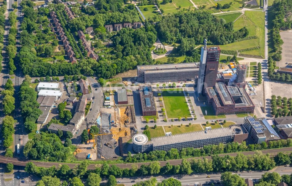 Aerial image Gelsenkirchen - Observation tower on the Office building of the administrative and business center of Vivawest Wohnen GmbH, headquartered in Nordsternpark on the former Nordstern colliery in Gelsenkirchen at Ruhrgebiet in North Rhine-Westphalia