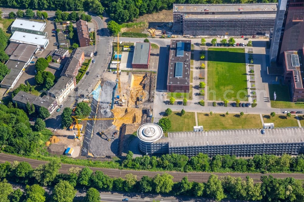 Aerial photograph Gelsenkirchen - Observation tower on the Office building of the administrative and business center of Vivawest Wohnen GmbH, headquartered in Nordsternpark on the former Nordstern colliery in Gelsenkirchen at Ruhrgebiet in North Rhine-Westphalia