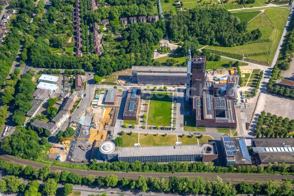 Gelsenkirchen from above - Observation tower on the Office building of the administrative and business center of Vivawest Wohnen GmbH, headquartered in Nordsternpark on the former Nordstern colliery in Gelsenkirchen at Ruhrgebiet in North Rhine-Westphalia