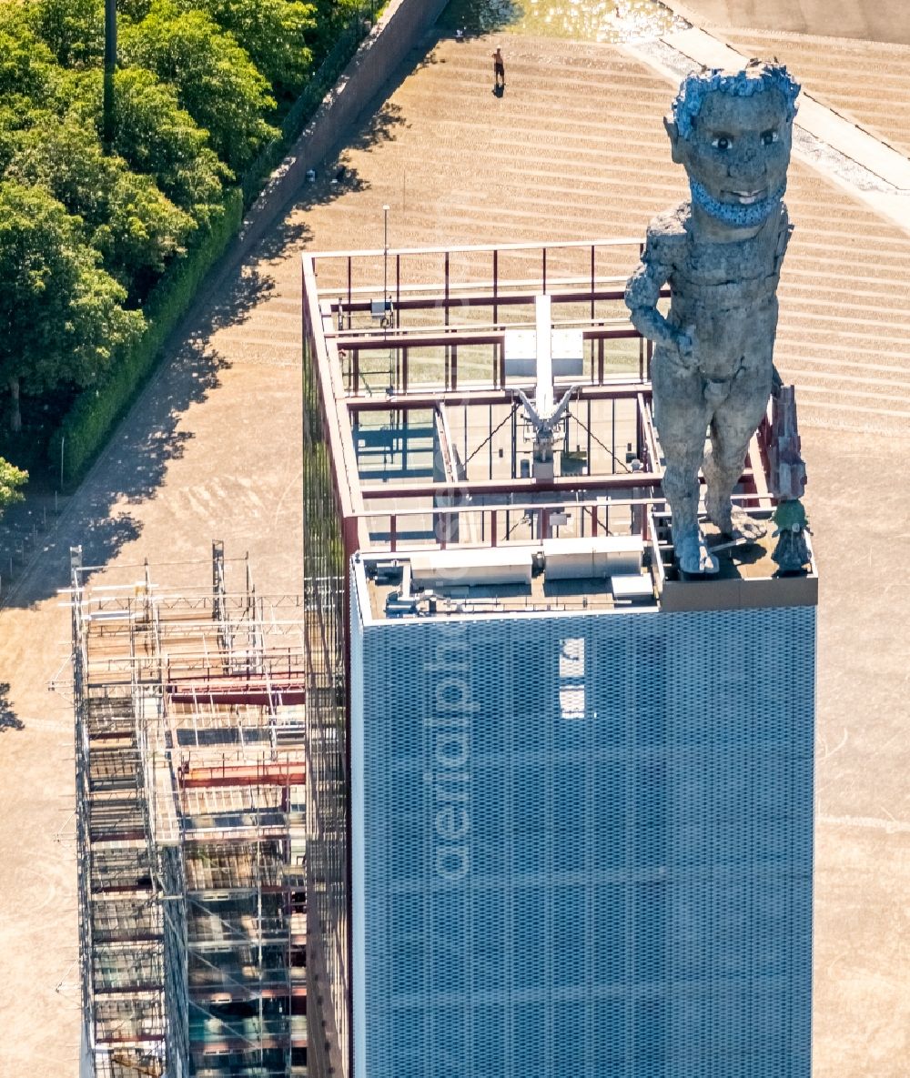 Aerial photograph Gelsenkirchen - Observation tower on the Office building of the administrative and business center of Vivawest Wohnen GmbH, headquartered in Nordsternpark on the former Nordstern colliery in Gelsenkirchen at Ruhrgebiet in North Rhine-Westphalia