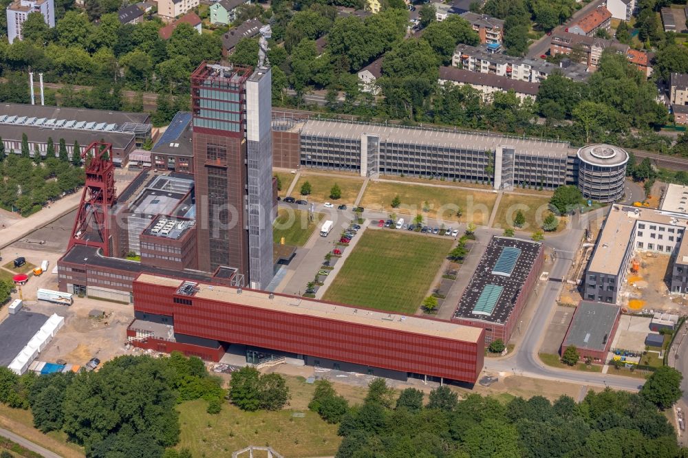 Gelsenkirchen from the bird's eye view: Observation tower on the Office building of the administrative and business center of Vivawest Wohnen GmbH, headquartered in Nordsternpark on the former Nordstern colliery in Gelsenkirchen in North Rhine-Westphalia