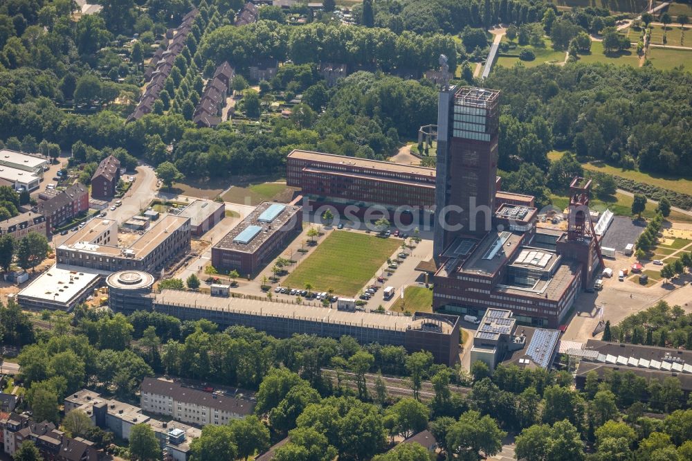 Aerial image Gelsenkirchen - Observation tower on the Office building of the administrative and business center of Vivawest Wohnen GmbH, headquartered in Nordsternpark on the former Nordstern colliery in Gelsenkirchen in North Rhine-Westphalia