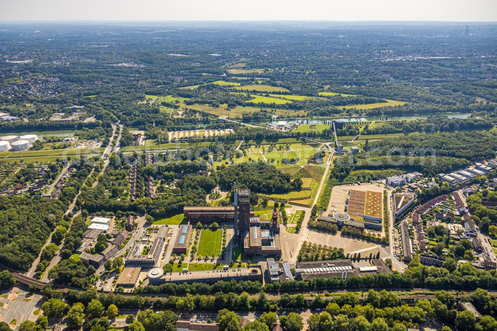 Gelsenkirchen from above - Development tower on the Nordsternturm office building of the administration and commercial building of Vivawest Wohnen GmbH at Bugapark in the Horst district of Gelsenkirchen in the Ruhr area in the state of North Rhine-Westphalia, Germany