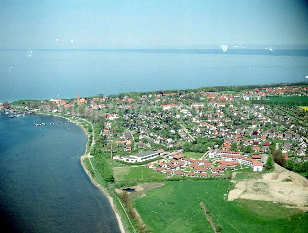 Aerial photograph Rerik - Erweitertes Ferienobjekt der AWO-SANO am Achterwasser in Rerik / Mecklenburg - Vorpommern.