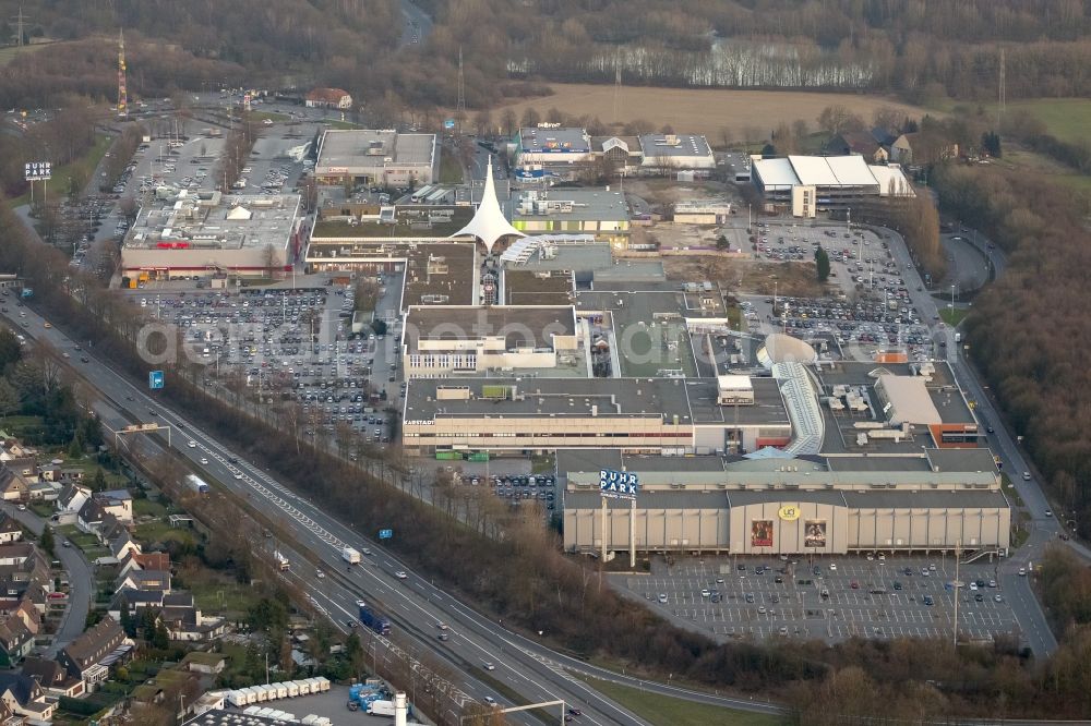 Bochum from the bird's eye view: Expansion and renovation of the shopping center on the A40 Ruhr Park in Bochum in North Rhine-Westphalia