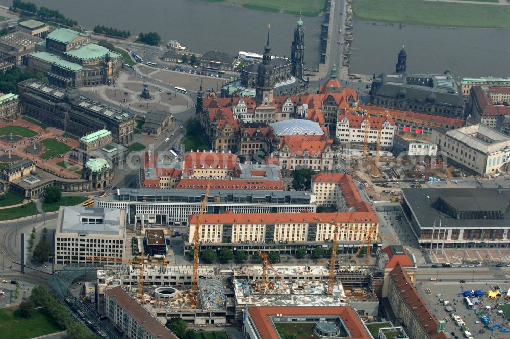 Aerial photograph Dresden - Construction site Building of the shopping center Altmarkt Galerie der ECE Projektmanagement GmbH in Dresden in the state Saxony