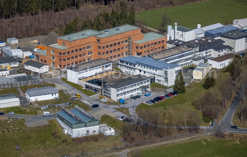 Grafschaft from the bird's eye view: Extension of new building site at the building complex of the institute Fraunhofer-Institut fuer Molekularbiologie and Angewandte Oekologie in Grafschaft at Sauerland in the state North Rhine-Westphalia, Germany