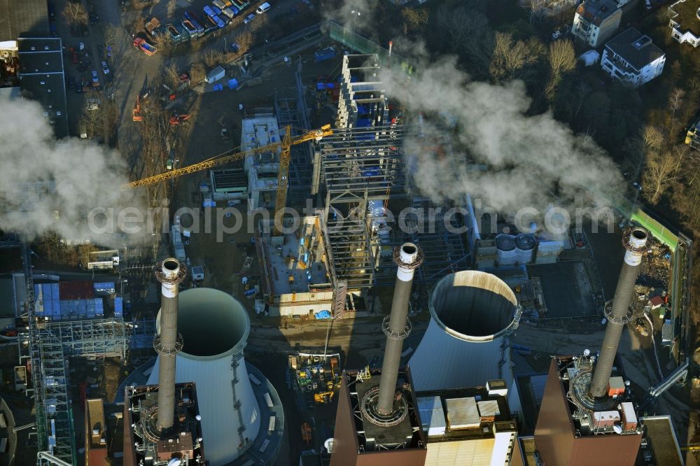 Berlin from the bird's eye view: Exhaust towers of the Vattenfall Europe AG at Teltowkanal in Berlin Lichterfelde