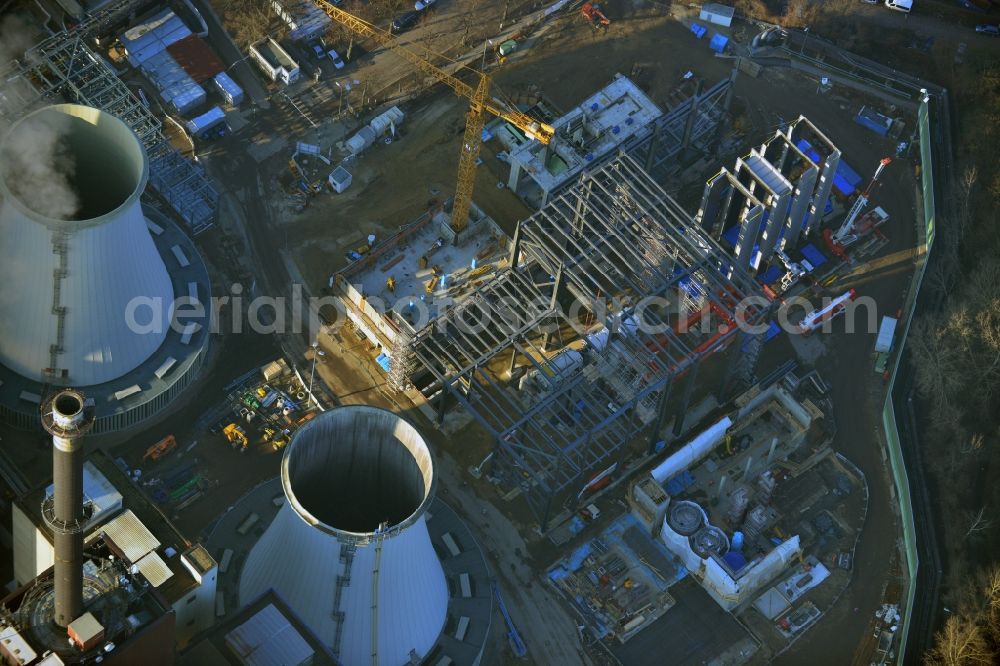 Berlin from above - Exhaust towers of the Vattenfall Europe AG at Teltowkanal in Berlin Lichterfelde