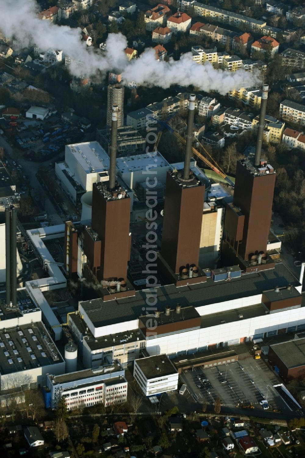 Berlin from above - Exhaust towers of the Vattenfall Europe AG at the canal eltowkanal in Berlin Lichterfelde