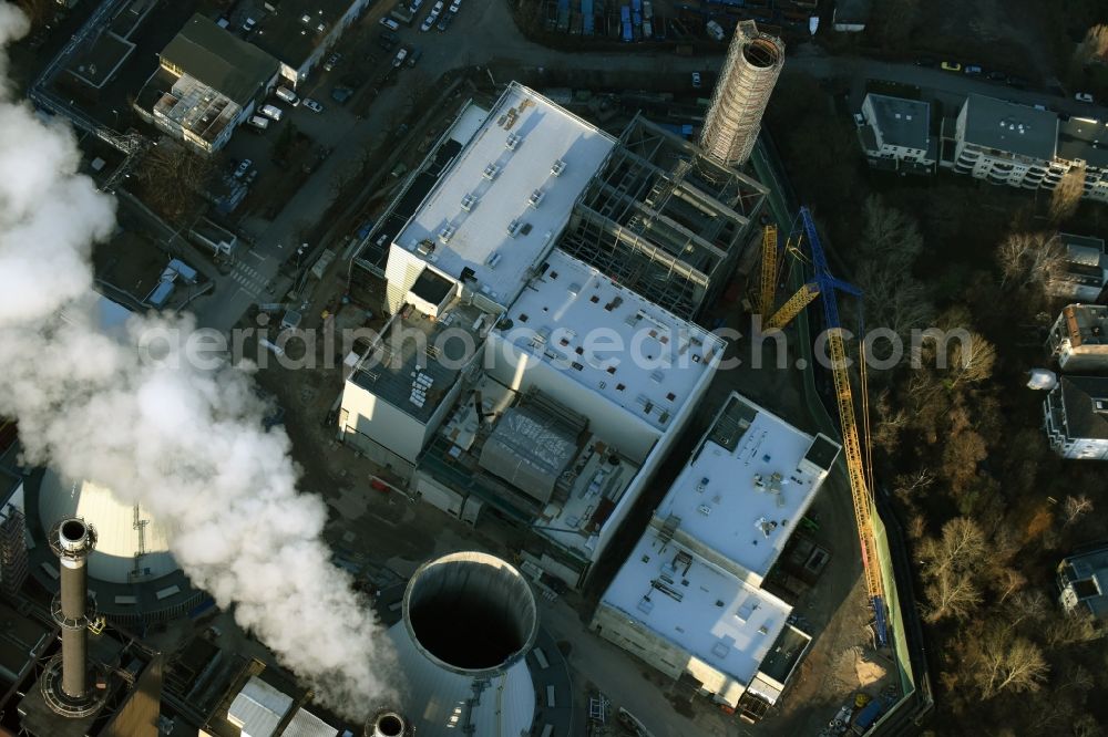 Aerial image Berlin - Exhaust towers of the Vattenfall Europe AG at the canal eltowkanal in Berlin Lichterfelde