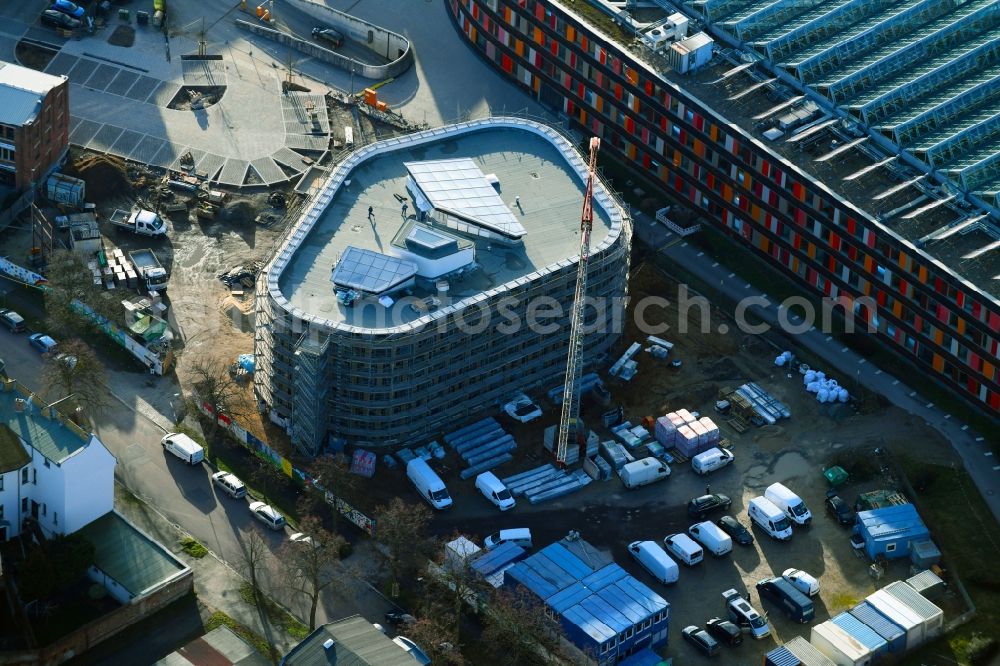 Dessau from the bird's eye view: Construction site of building of the State Authority UBA Umweltbundesamt Woerlitzer Platz in Dessau in the state Saxony-Anhalt, Germany