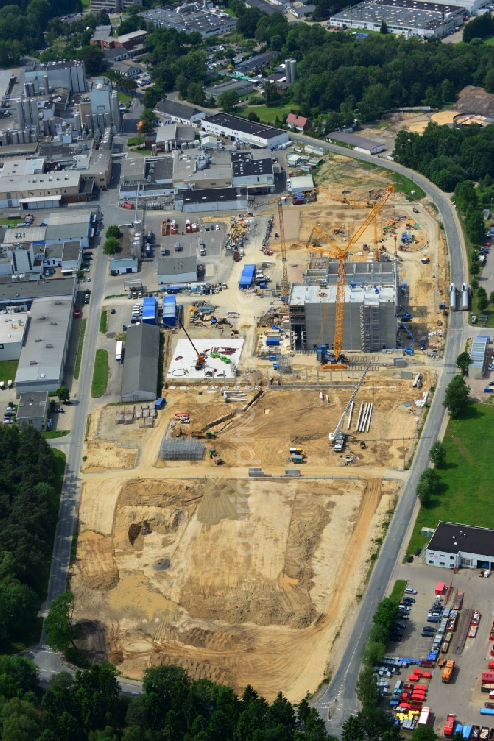 Aerial image Zeven - Expansion construction site to build a new high-bay warehouse and cold store of the DMK Deutsches Milch Kontor GmbH in Zeven in Lower Saxony