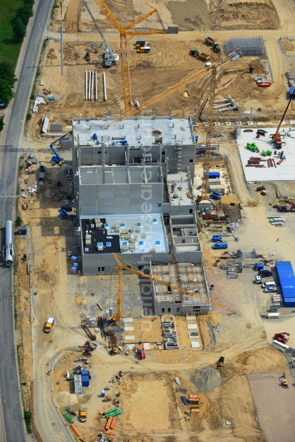 Aerial image Zeven - Expansion construction site to build a new high-bay warehouse and cold store of the DMK Deutsches Milch Kontor GmbH in Zeven in Lower Saxony