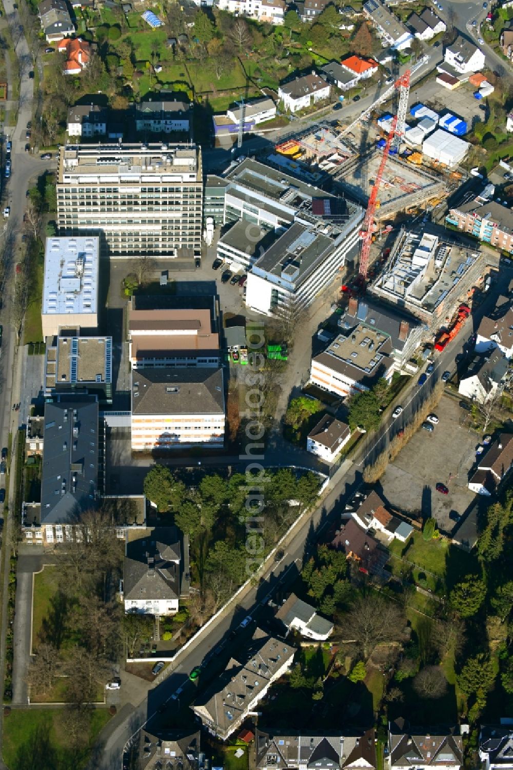 Mülheim an der Ruhr from the bird's eye view: Extension of new building site at the building complex of the institute Max-Planck-Institut fuer Chemische Energiekonversion CEC on Stiftstrasse in Muelheim on the Ruhr in the state North Rhine-Westphalia, Germany