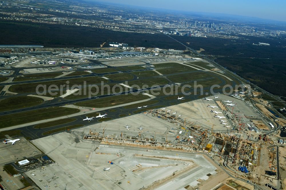 Aerial image Frankfurt am Main - Expansion and construction site on the grounds of the airport fraPort on Terminal 3 in Frankfurt in the state Hesse, Germany