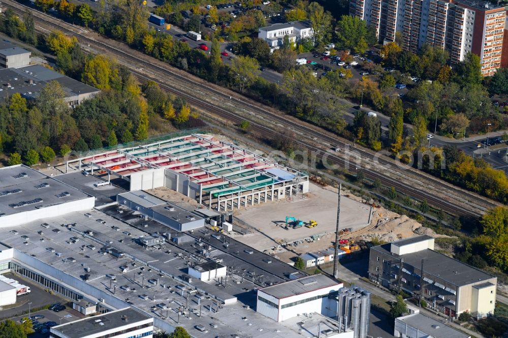 Aerial photograph Berlin - Extension - new building - construction site on the factory premises of Harry-Brot GmbH on Wolfener Strasse in the district Marzahn in Berlin, Germany