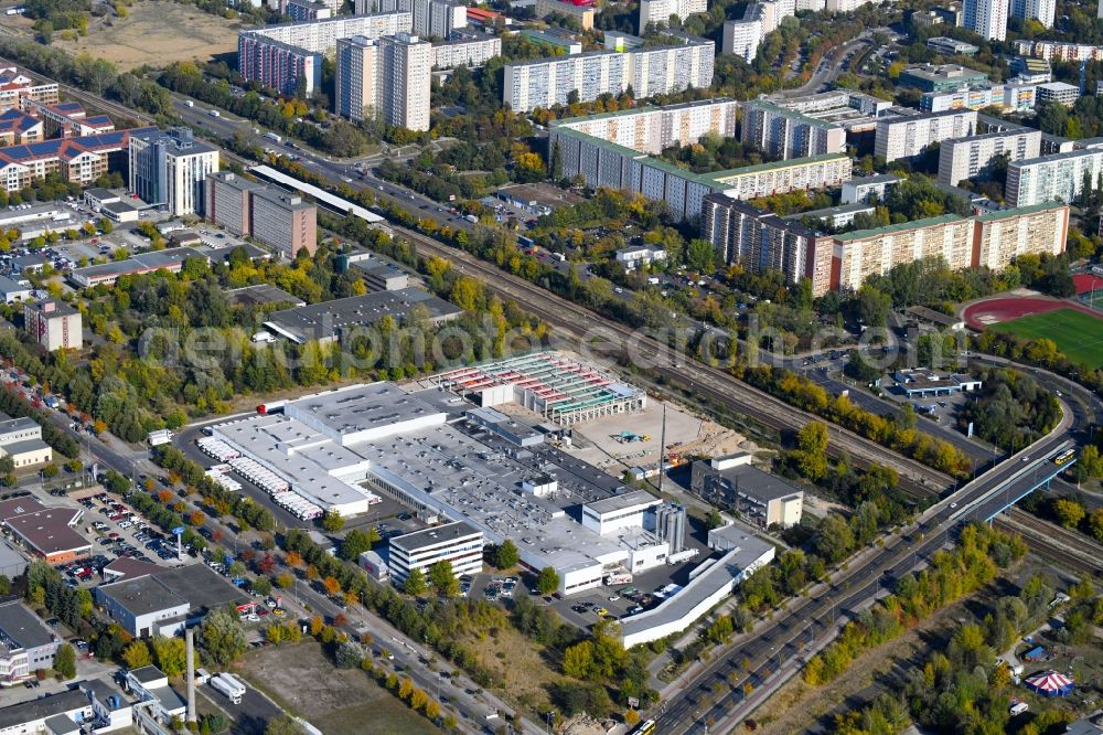 Berlin from the bird's eye view: Extension - new building - construction site on the factory premises of Harry-Brot GmbH on Wolfener Strasse in the district Marzahn in Berlin, Germany