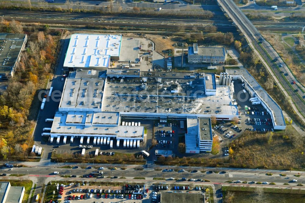 Aerial photograph Berlin - Extension - new building - construction site on the factory premises of Harry-Brot GmbH on Wolfener Strasse in the district Marzahn in Berlin, Germany