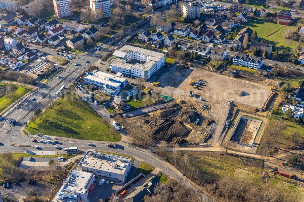 Hagen from above - Extension - new building - construction site on the factory premises des Sanitaetshaus Riepe GmbH & Co. KG on Hagener Strasse - Knippschildstrasse in Hagen at Ruhrgebiet in the state North Rhine-Westphalia, Germany