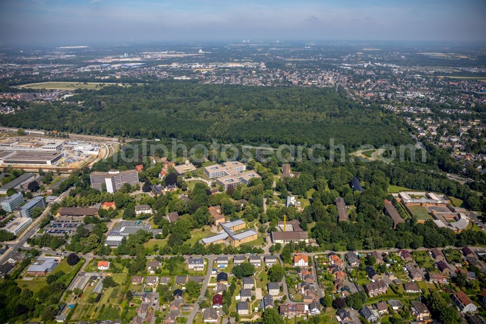 Dortmund from the bird's eye view: New extension to the hospital grounds LWL-Klinik Dortmund fuer Psychiatrie, Psychotherapie und Psychosomatik in the district Aplerbeck in Dortmund in the state North Rhine-Westphalia