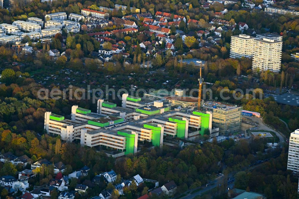 München from above - Construction site for a new extension to the hospital grounds Muenchen Klinik Bogenhausen on street Englschalkinger Strasse in the district Bogenhausen in Munich in the state Bavaria, Germany