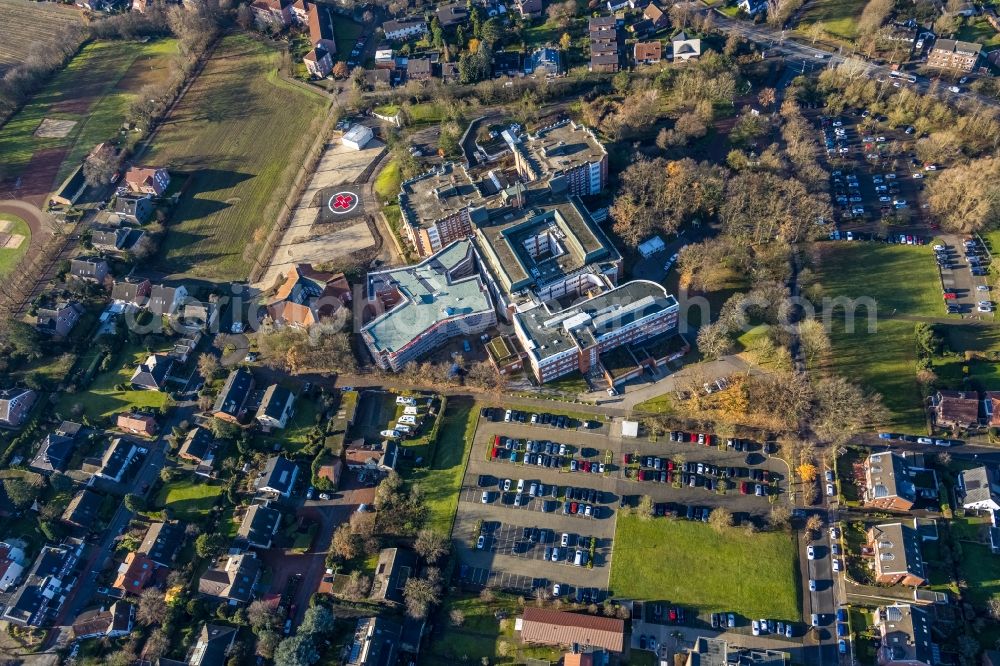 Aerial image Dorsten - Construction site for a new extension to the hospital grounds St Elisabeth-Krankenhaus Dorsten in the district Hardt in Dorsten in the state North Rhine-Westphalia, Germany