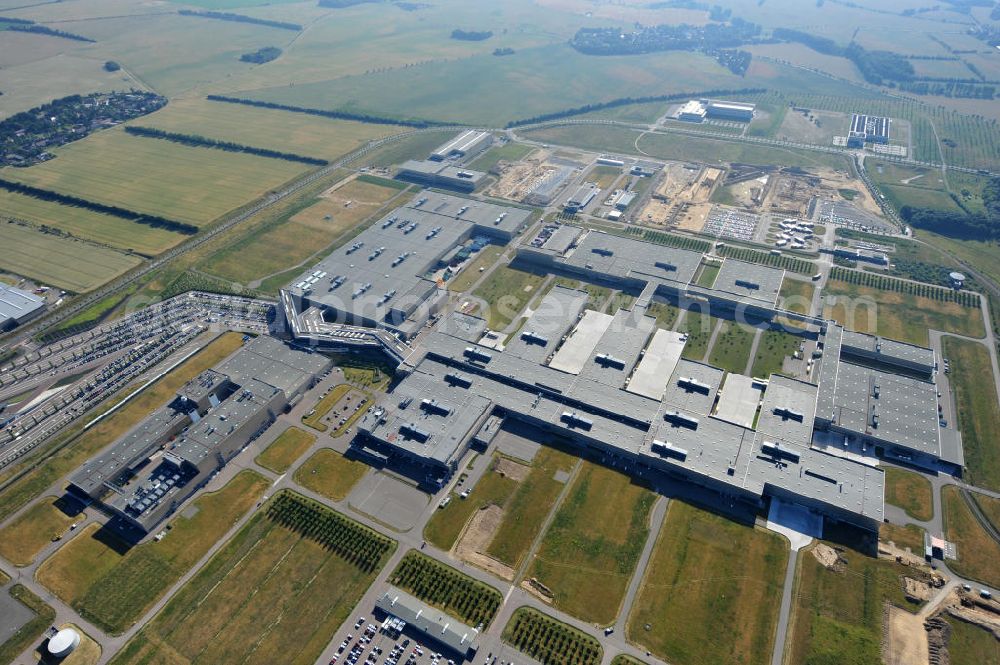 Aerial photograph Leipzig - Blick auf den Ausbau des Leipziger BMW- Werkes für die Produktion von Elektroautos. Bayerische Motoren Werke / BMW AG Motorrad Werk Leipzig an der BMW Allee 1 in Sachsen. BMW Motorcycle Plant Leipzig in Saxony.