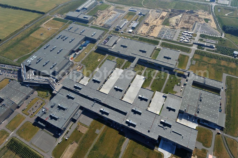 Leipzig from above - Blick auf den Ausbau des Leipziger BMW- Werkes für die Produktion von Elektroautos. Bayerische Motoren Werke / BMW AG Motorrad Werk Leipzig an der BMW Allee 1 in Sachsen. BMW Motorcycle Plant Leipzig in Saxony.