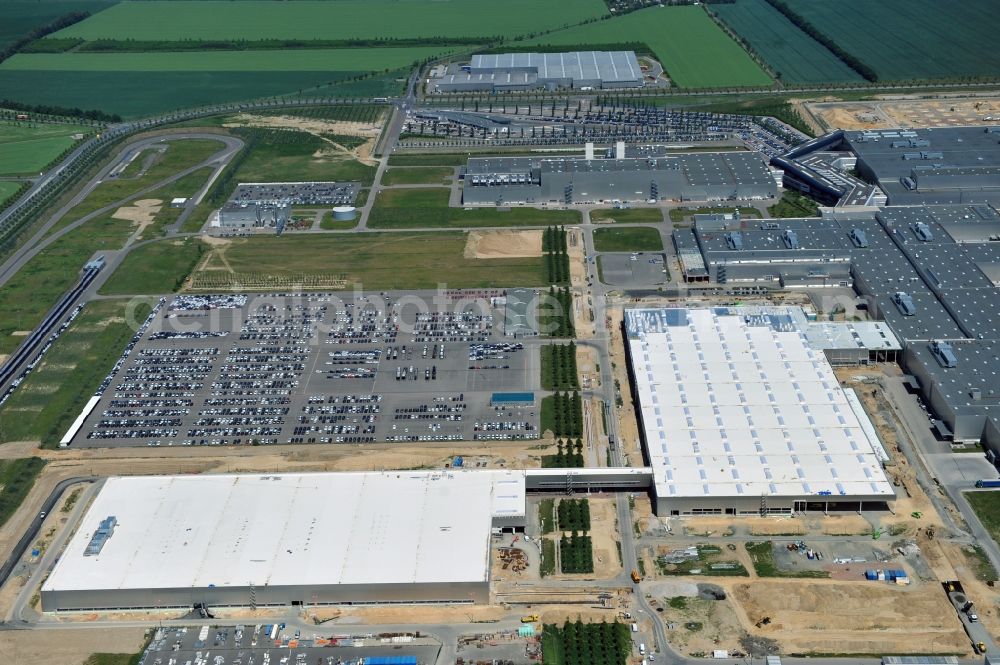 Leipzig from the bird's eye view: Blick auf den Ausbau des Leipziger BMW- Werkes für die Produktion von Elektroautos. Bayerische Motoren Werke / BMW AG Motorrad Werk Leipzig an der BMW Allee 1 in Sachsen. BMW Motorcycle Plant Leipzig in Saxony.