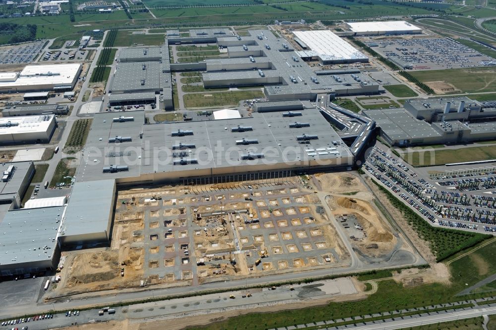 Aerial image Leipzig - Blick auf den Ausbau des Leipziger BMW- Werkes für die Produktion von Elektroautos. Bayerische Motoren Werke / BMW AG Motorrad Werk Leipzig an der BMW Allee 1 in Sachsen. BMW Motorcycle Plant Leipzig in Saxony.