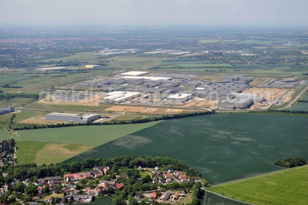 Aerial image Leipzig - Blick auf den Ausbau des Leipziger BMW- Werkes für die Produktion von Elektroautos. Bayerische Motoren Werke / BMW AG Motorrad Werk Leipzig an der BMW Allee 1 in Sachsen. BMW Motorcycle Plant Leipzig in Saxony.