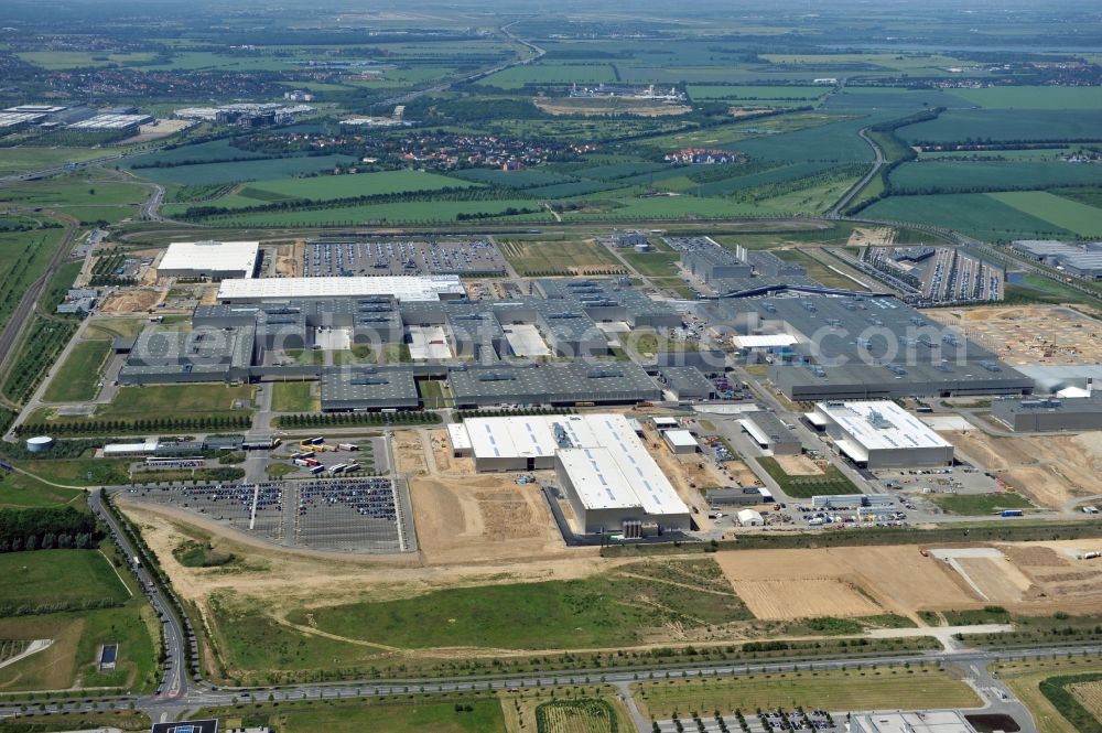 Leipzig from the bird's eye view: Blick auf den Ausbau des Leipziger BMW- Werkes für die Produktion von Elektroautos. Bayerische Motoren Werke / BMW AG Motorrad Werk Leipzig an der BMW Allee 1 in Sachsen. BMW Motorcycle Plant Leipzig in Saxony.