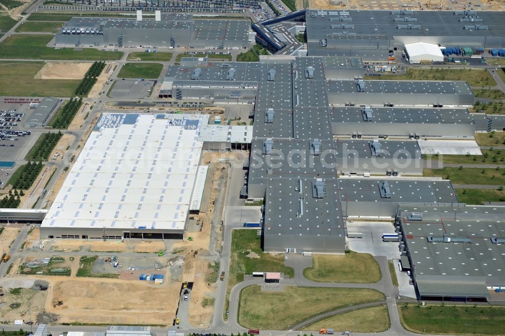 Aerial photograph Leipzig - Blick auf den Ausbau des Leipziger BMW- Werkes für die Produktion von Elektroautos. Bayerische Motoren Werke / BMW AG Motorrad Werk Leipzig an der BMW Allee 1 in Sachsen. BMW Motorcycle Plant Leipzig in Saxony.