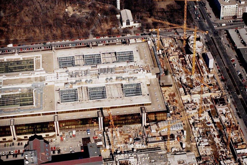 Aerial image Berlin - Wedding - Erweiterungsbau Industrie und Bürok. Siemens Berlin Wedding Brunnenstraße