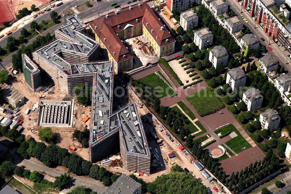 Aerial image Berlin-Kreuzberg - Erweiterungsbau des Jüdischen Museums an der Lindenstraße