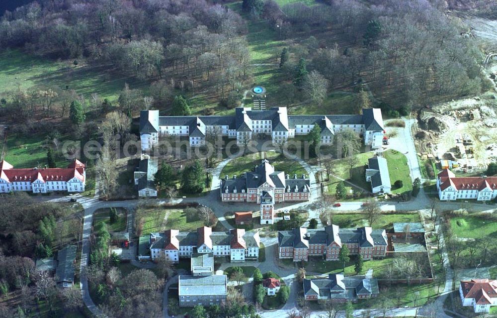 Aerial photograph Schwerin / MV - Erweiterungsbau der Klinik Schwerin in der Wismarschen Straße 397 in 19055 Schwerin.