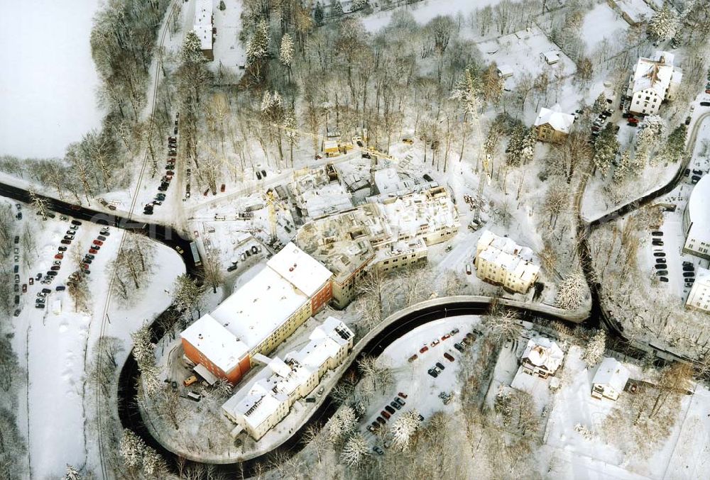 Friedrichroda / Thüringen from above - Erweiterungsbau am Krankenhaus in Friedrichroda in Thüringen.