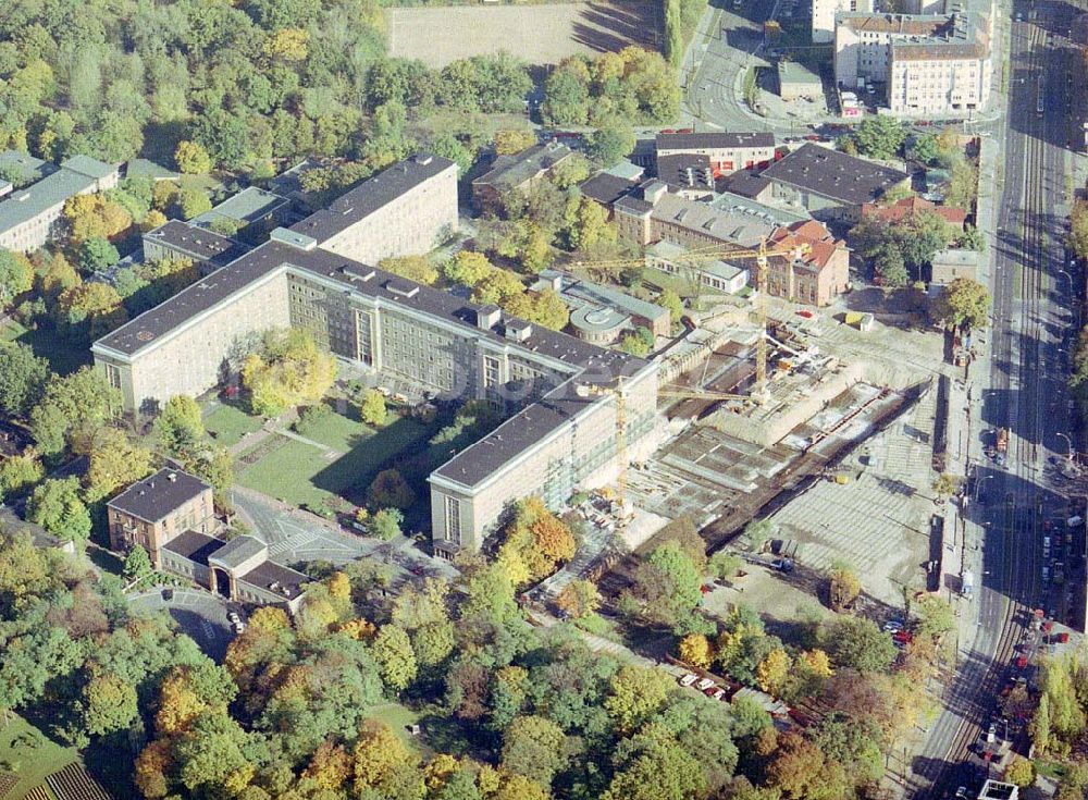 Aerial photograph Berlin - Erweiterungsbau des Krankenhaus Am Friedrichshain in Berlin.