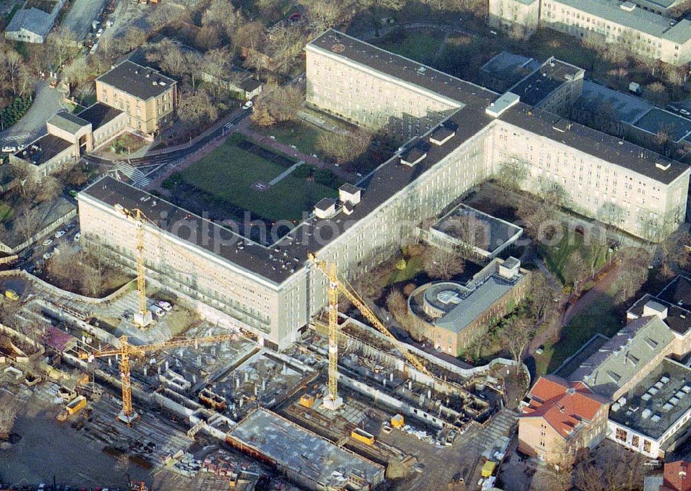 Aerial image Berlin - Friedrichshain - Erweiterungsbau des Krankenhaus Am Friedrichshain in Berlin - Friedrichshain.