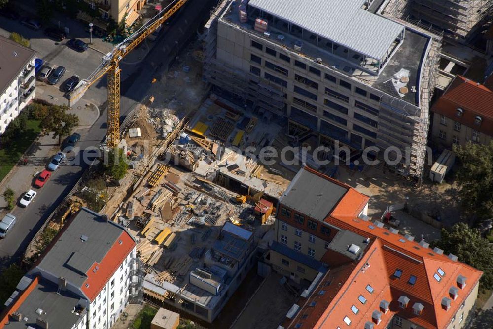 Berlin from the bird's eye view: Berlin 12.09.06 Blick auf den Erweiterungsbau am Krankenhaus Lichtenberg in der Fanningerstraße.Krankenhaus Lichtenberg, Oskar-Ziehten-Krankenhaus,Fanningerstr.32,10365 Berlin, Telefon: 030/5518-0,