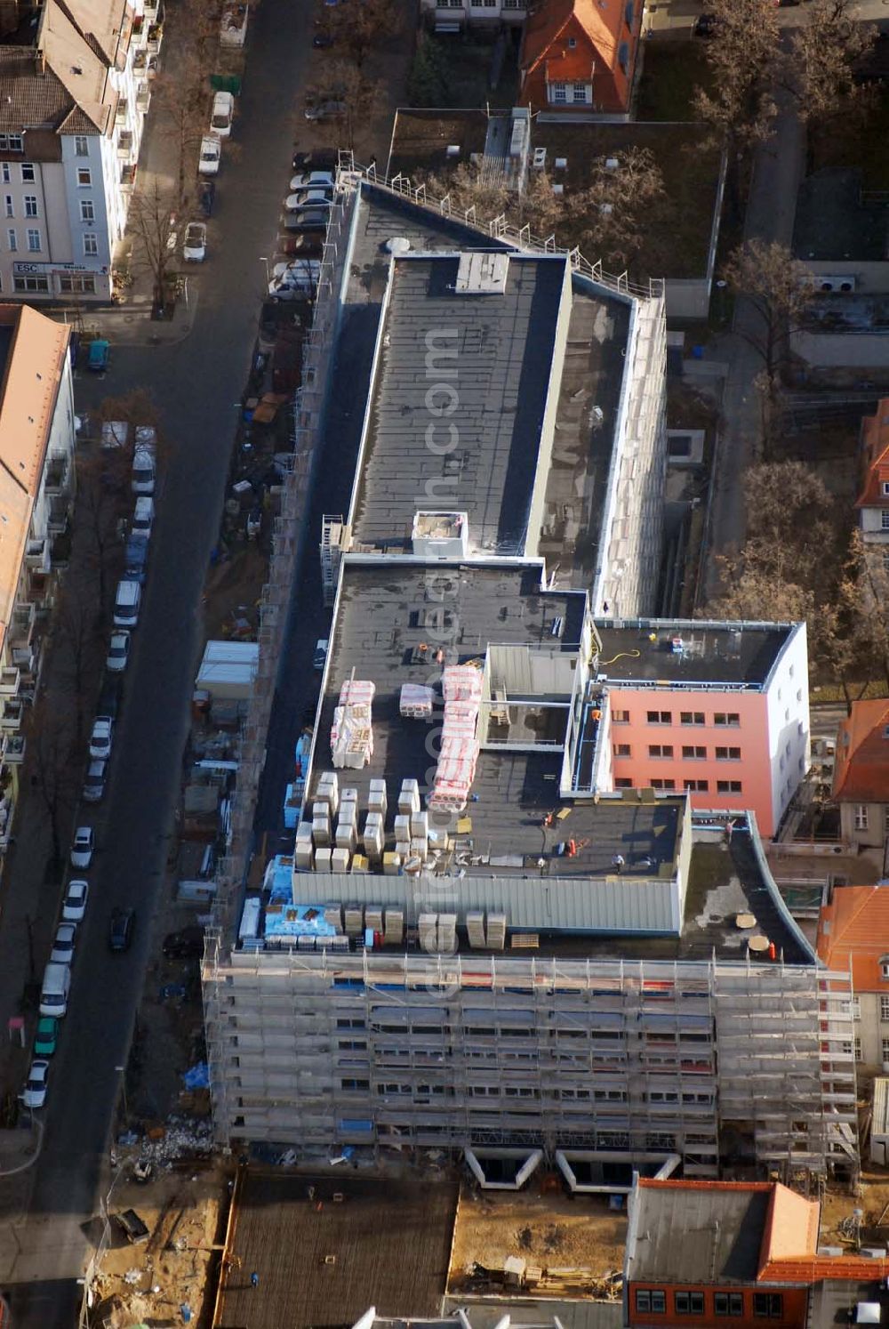 Aerial photograph Berlin - Lichtenberg - Blick auf den Erweiterungsbau am Krankenhaus Lichtenberg in der Fanningerstraße.