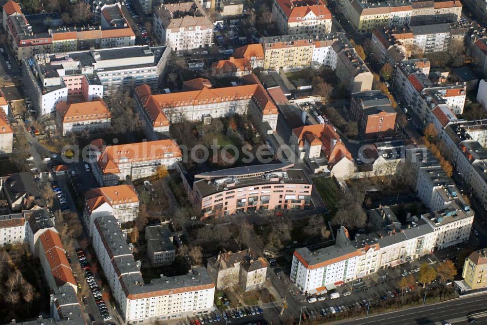 Aerial image Berlin - Lichtenberg - Blick auf den Erweiterungsbau am Krankenhaus Lichtenberg in der Fanningerstraße.