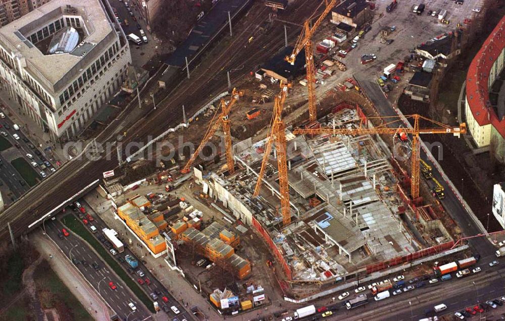 Aerial image Berlin - Erweiterungsbau des Ringcenters am Frankfurter Tor