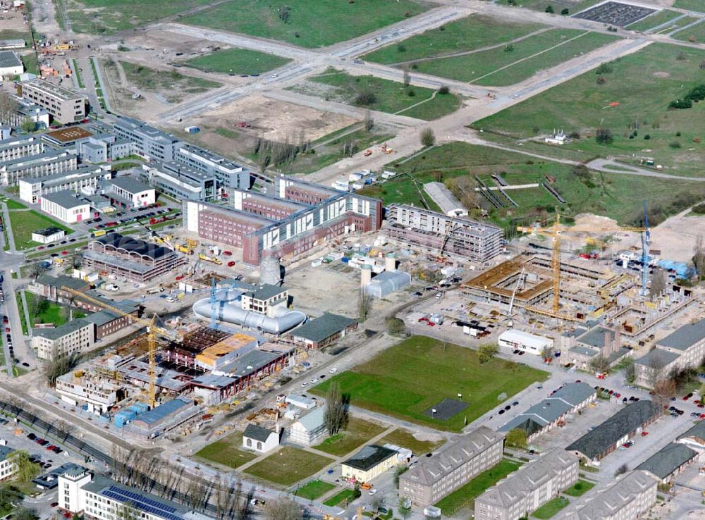 Aerial photograph Berlin - Köpenick - Erweiterungsbaustelle auf dem Gelände der WISTAS in Berlin - Adlershof am Zentrum für Luft- und Raumfahrt unmittelbar am ehem. Flugplatz Johannisthal.