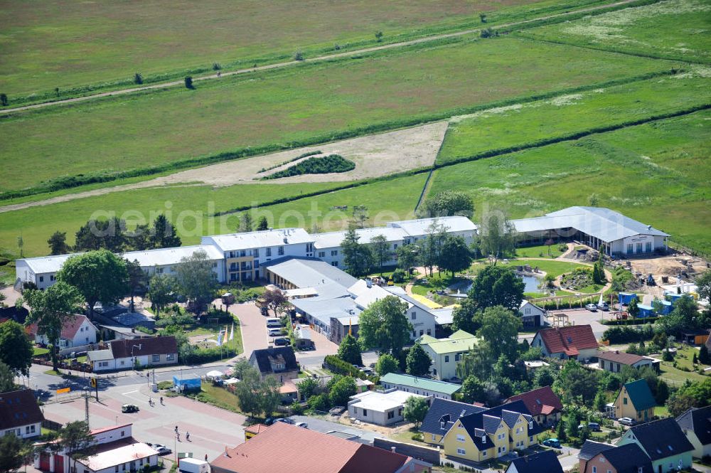 Aerial image Trassenheide - Erweiterungsbaustelle am Hotel und Restaurant Seeklause in Trassenheide auf der Insel Usedom in Mecklenburg - Vorpommern. Extension site at the hotel and restaurant in Seeklause Trassenheide on the island of Usedom in Mecklenburg - Western Pomerania.